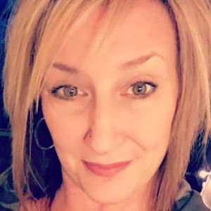 Meet your Posher, Stacy